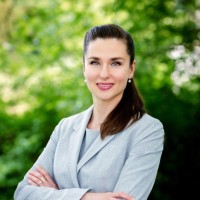 Alina Thompson CLU®, CFP®, RICP®