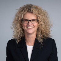 Julie Lewis
