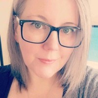 Nadine Toll