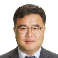 김승룡