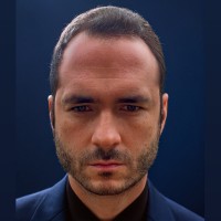 Jose L DeVivo Q