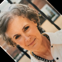 Carole Poole