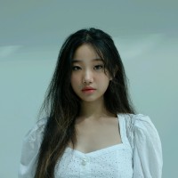 Elaine Wang