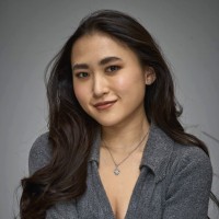 Eve Cheng