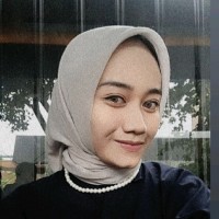 Shella Safitri Faruk