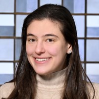 Julia Stamer Janikian