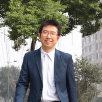 万峻辰