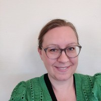 Lena T.