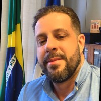 Hélio Ferraz