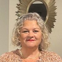Suzanne Allport