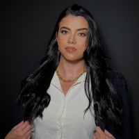karoline Gueiros