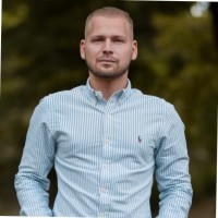 Zsombor Buru