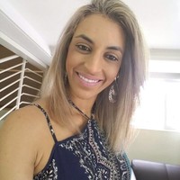 Angela Oliveira