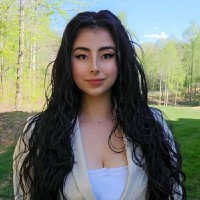 Marjorie Sáenz