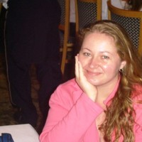 Andreia Versolato