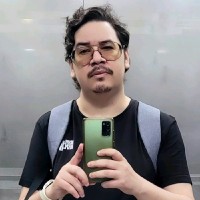 Adriano Paz