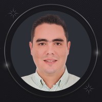 Carlos Bolaños