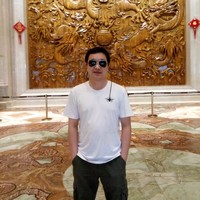 闫向飞
