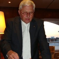 Adolf L D Noppen