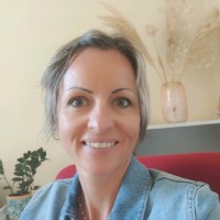 Carine Hermabessiere