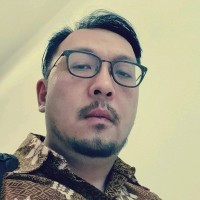 Julius Iskandar