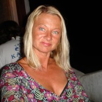 Bettina Höll