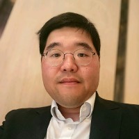 Hoon Lee