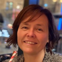 Suzanne Walker