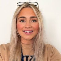 Nicole Dynes