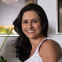 Vivian Peratelli Cardoso Rocha