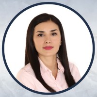 Adriana Morales