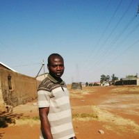 Lavhelesani Robert Nethononda