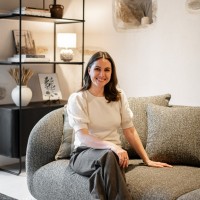 Marianne Six