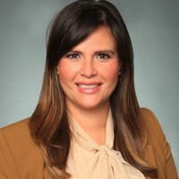 Pauline Rubio, Mba