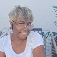 Thomascine Holmes