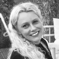 Eva Roos