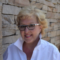 Tracey Clark, Mba