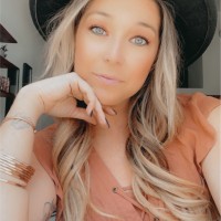 Mae James