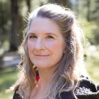 Anthea Browne