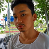 Ade Mustamil
