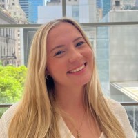 Julia Kalugar, Mba