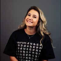 Bárbara Quadros