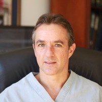 Dr.Xavier Guarderas  C. FACS