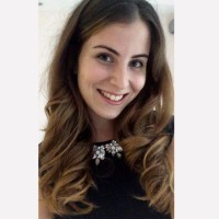 Angéla Holl