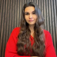 Nicole Staniszewska