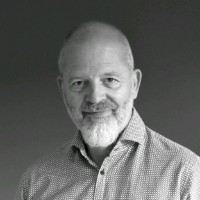 ✔ Jeroen van der Geest