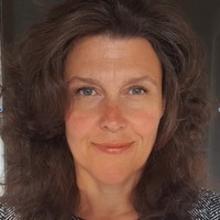 Leslie Levy