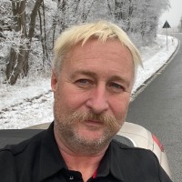 Andreas Renker