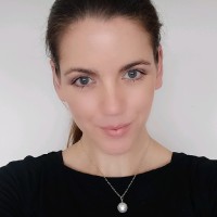 Dr. Melissa Bujtor (PhD, MSc HumNutr, RNutr, MSc Psych, BComm)