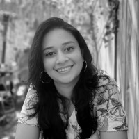 Khushbu Sanghvi, Ca
